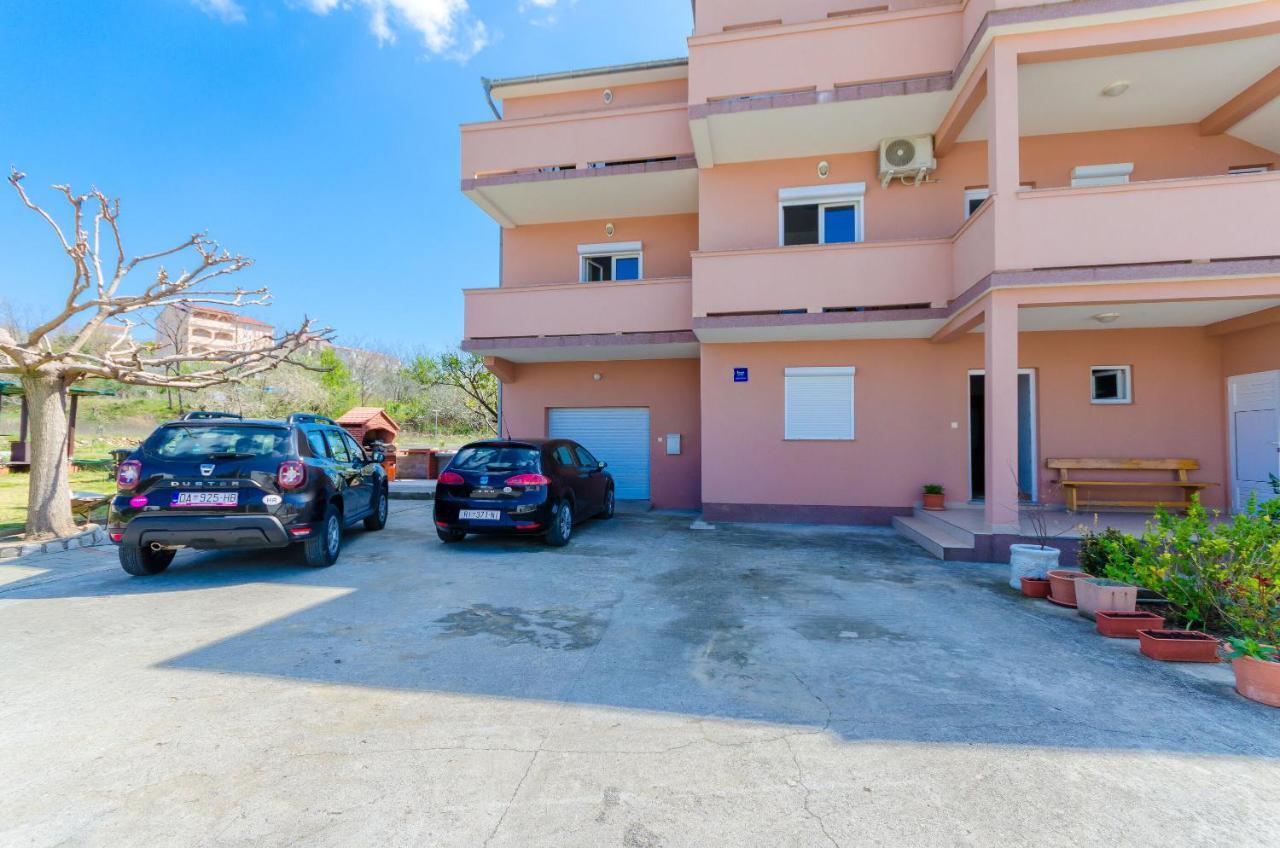 Apartments And Room Ljubica Lopar Zewnętrze zdjęcie