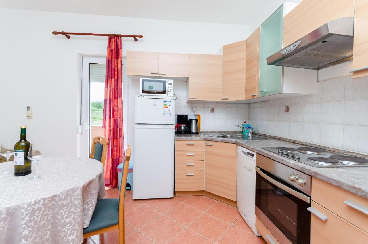 Apartments And Room Ljubica Lopar Zewnętrze zdjęcie