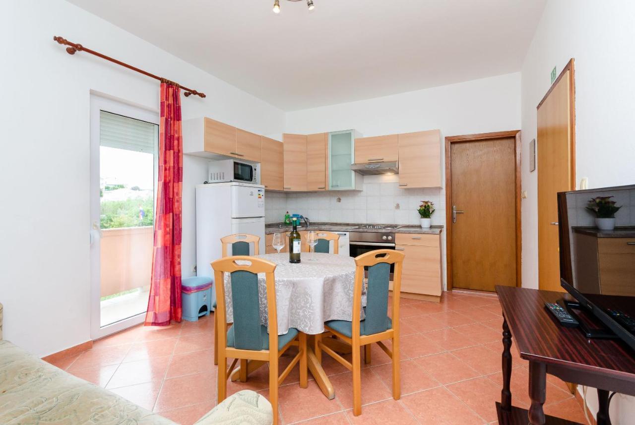 Apartments And Room Ljubica Lopar Zewnętrze zdjęcie
