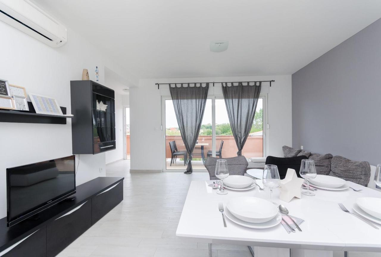 Apartments And Room Ljubica Lopar Zewnętrze zdjęcie