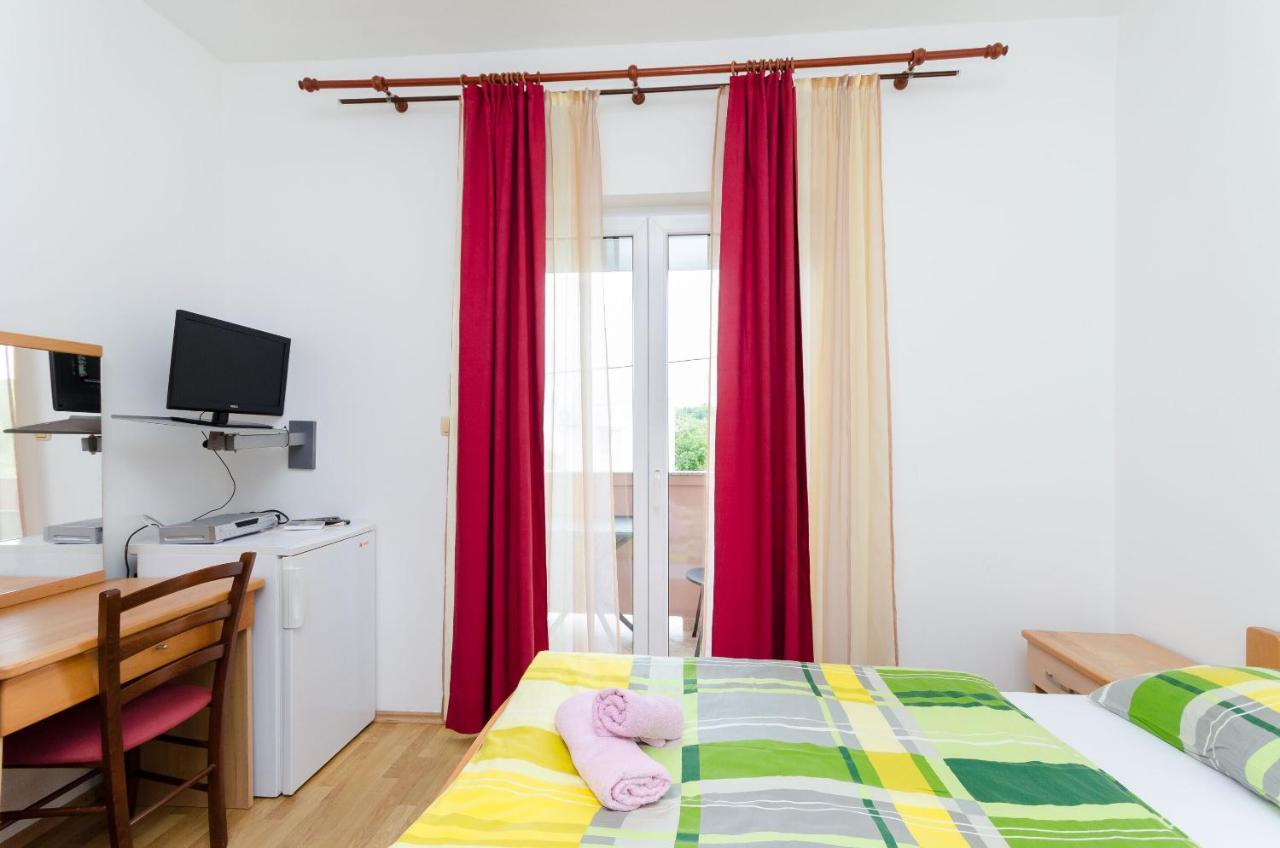Apartments And Room Ljubica Lopar Zewnętrze zdjęcie